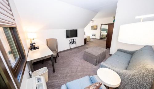 Suite with Spa Bath