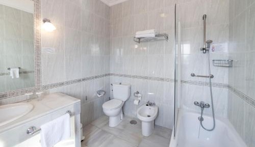 Double or Twin Room with Terrace