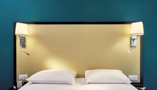 Superior One-Bedroom Apartment (4 Adults)