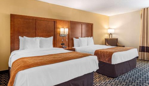 Queen Room with Two Queen Beds - Non-Smoking