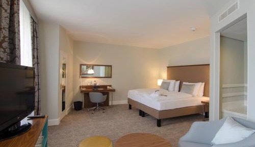 Premium Room