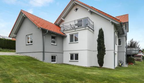 Superior One-Bedroom Apartment with Balcony
