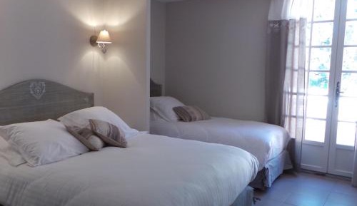 Triple Room with Private Bathroom
