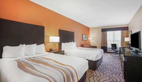 2 Queen Beds, One-Bedroom Suite, Non-Smoking