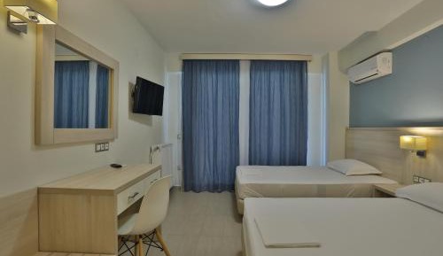 Twin Room with City View