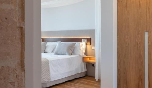 Suite with Terrace With Whirlpool Bath in Terrace