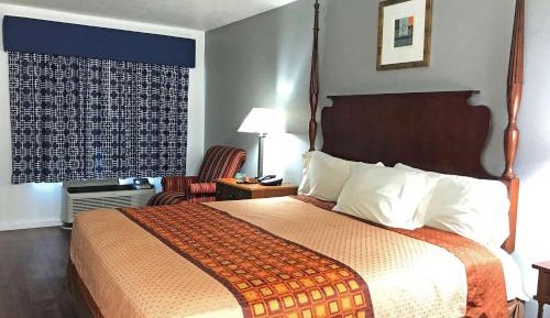 Standard King Room