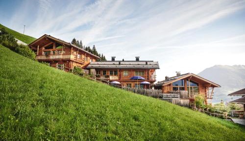 Luxury Chalet (4- 8 Adults)