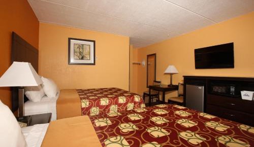 Superior Queen Room with Two Queen Beds - Non-Smoking