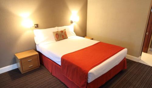 Queen Room