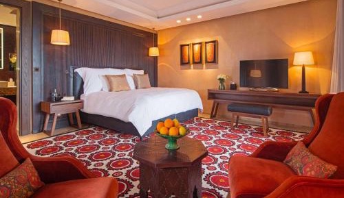Deluxe Suite with Garden View