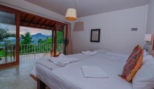 Triple Room with Private Bathroom
