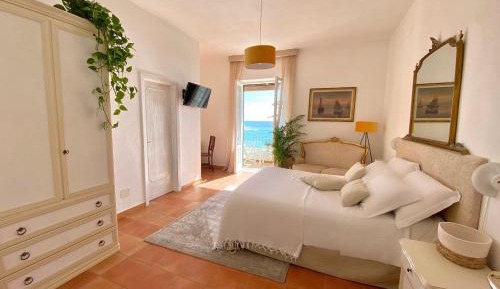 Suite with Sea View