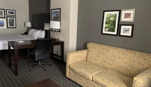 Deluxe King Room - Mobility Access/Non-Smoking