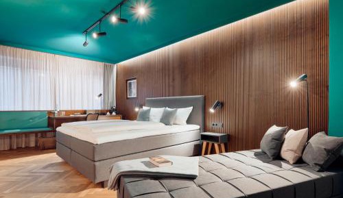 Superior Double Room King Size Bed