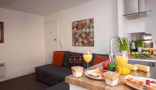 One-Bedroom Apartment
