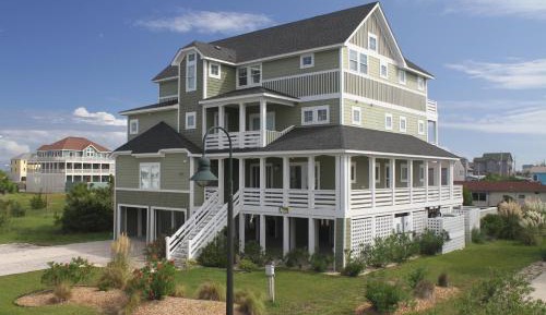 Six Bedroom Holiday Home