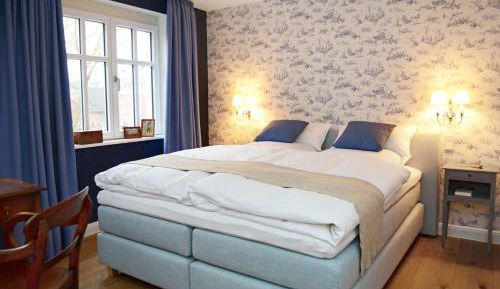 Superior Double - or Twin Room with air conditioner
