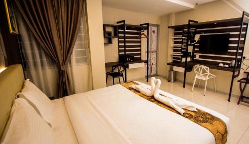 Deluxe King Room