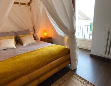 Double Room with Pool View