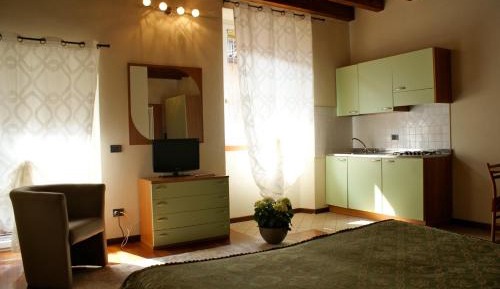 Economy Studio