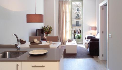 Luxury Suite with views to La Rambla
