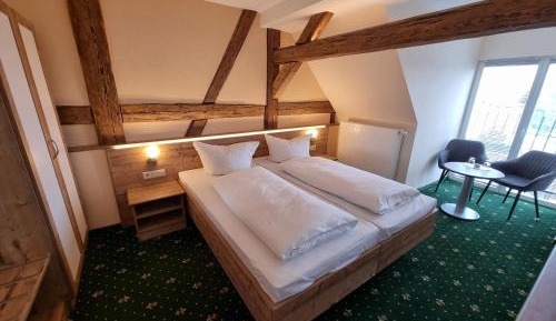 Deluxe Double Room with Balcony