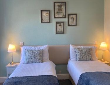Family Suite with Private Bathroom