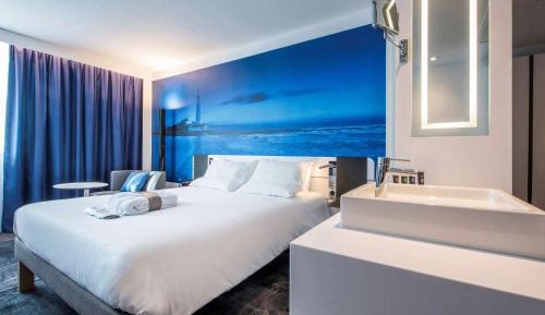 Executive Queen Room