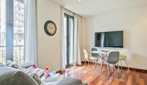 One-Bedroom Apartment (4 Adults)