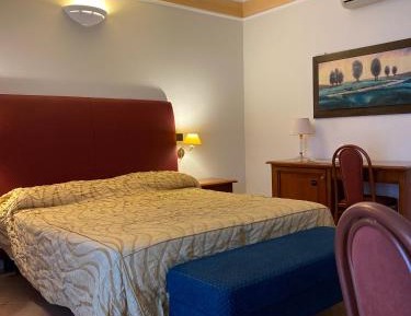 Double or Twin Room with Sea View