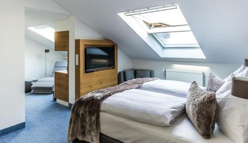 Large Double Room