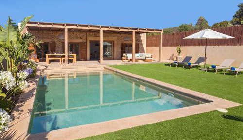 Villa with Private Pool