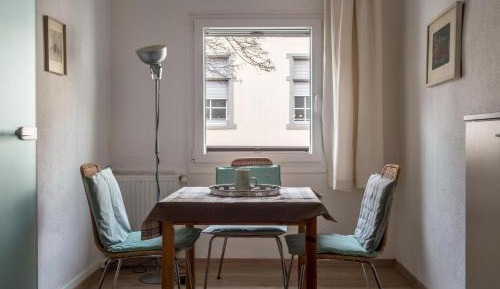 Superior One-Bedroom Apartment