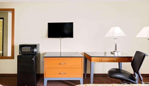 King Room - Mobility Access/Non-Smoking