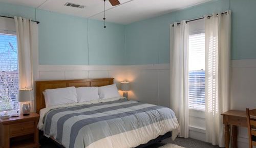 Standard King Room