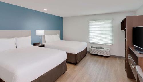Standard Queen Room with Two Queen Beds - Non-Smoking