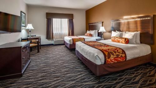 Queen Room with Two Queen Beds