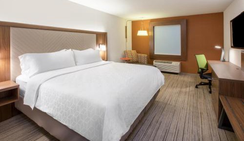 Standard King Room - Communications Accessible