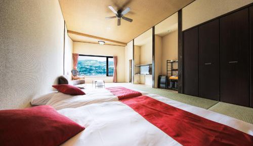 Quadruple Room with Sea View