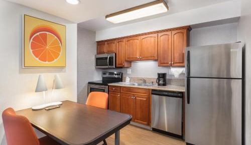 One-Bedroom Suite
