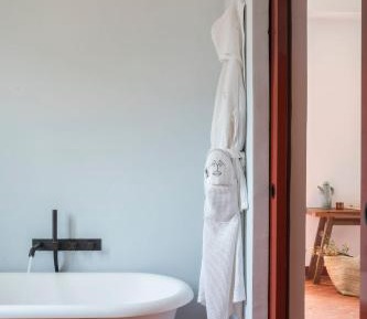 Deluxe Double Room - Mahon Terrace 