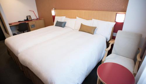 Standard Twin Room - Non-Smoking