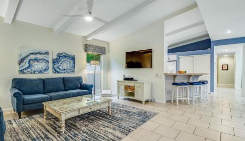 Five Bedroom Holiday Home