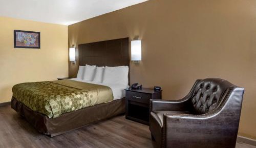 King Room - Accessible/Non-Smoking