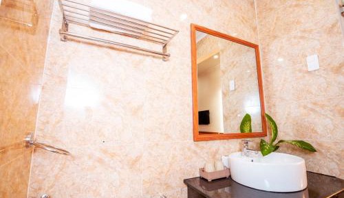 Superior Twin Room with City View