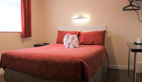 Double Room with Shared Toilet