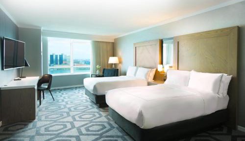 Forum Tower Luxury 2 Bed (Non-Smoking)