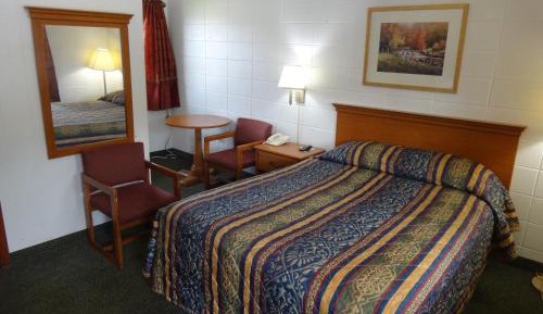 Queen Room - Disability Access
