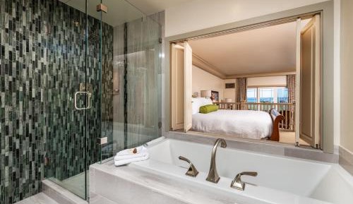 Premier Suite